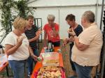 Zeit für eine Kaffeepause mit leckerem Kuchen